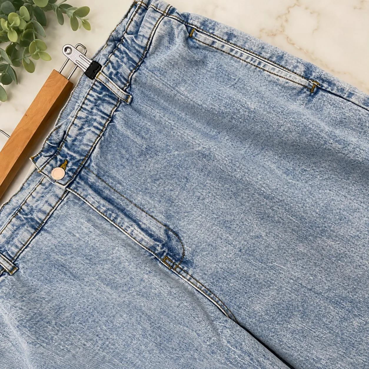 Ladies Breakers plus size blue denim jeans - Size 26 – photo 3