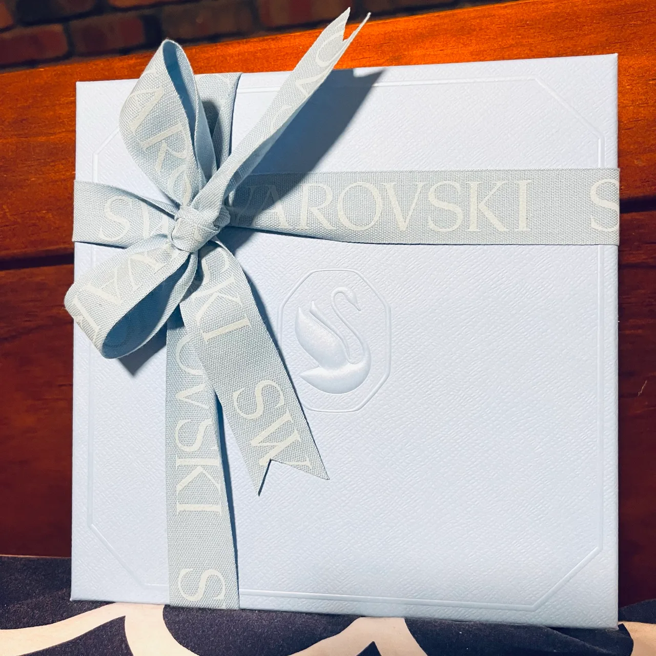 Swarovski champagne coloured necklace with box — photo 3
