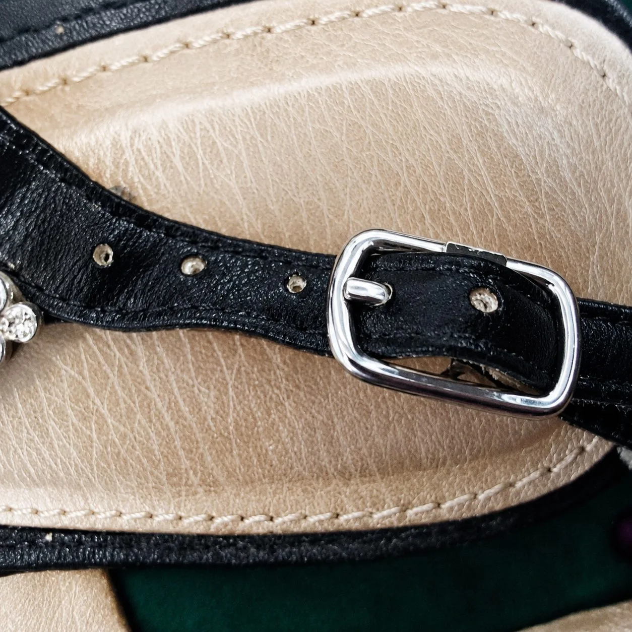 Giovanni black leather flat sandals with diamante straps — photo 3