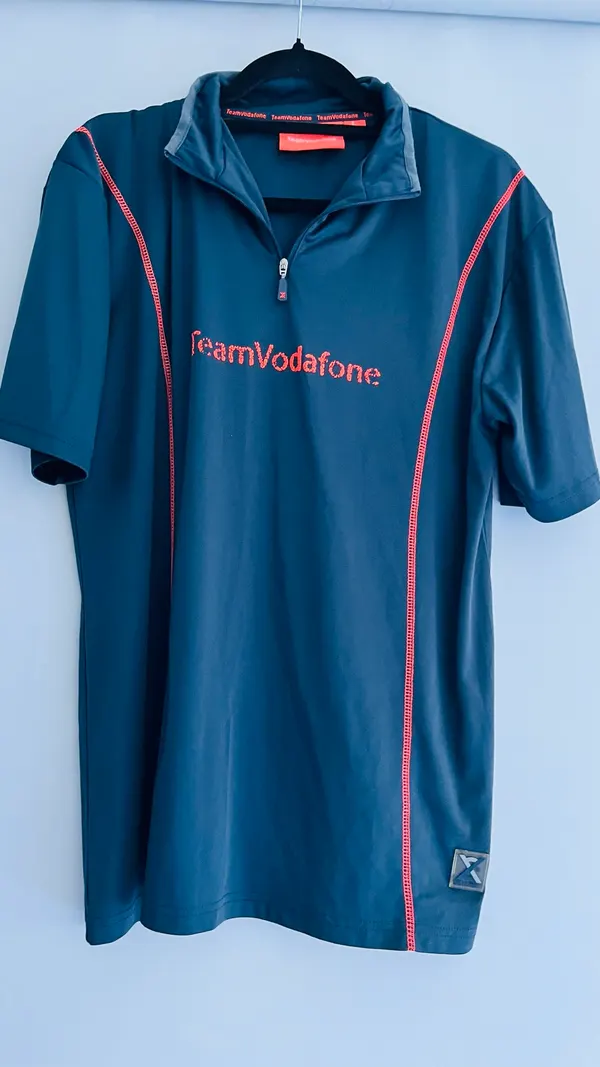 Team Vodafone collectors shirt