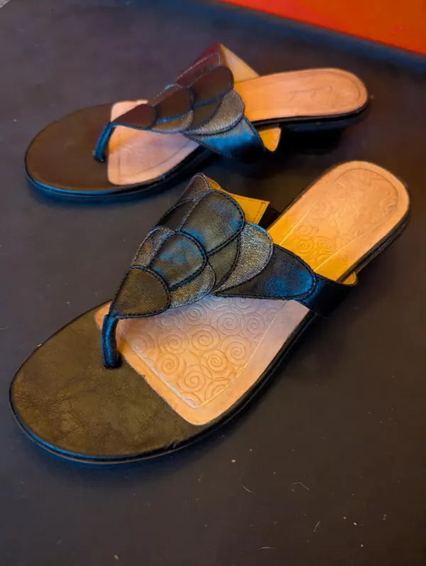 Colorado leather sandals vintage