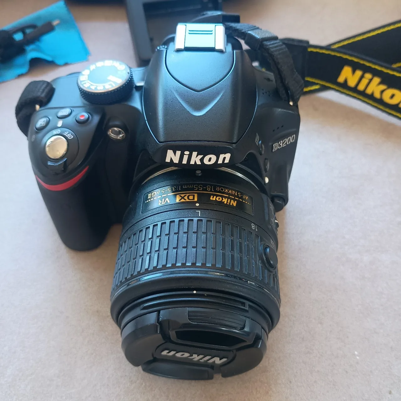 Nikon D3200 Twin Lens DSLR Kit - Barely Used (Only 10,945 Shutter Count!) + bag – photo 2