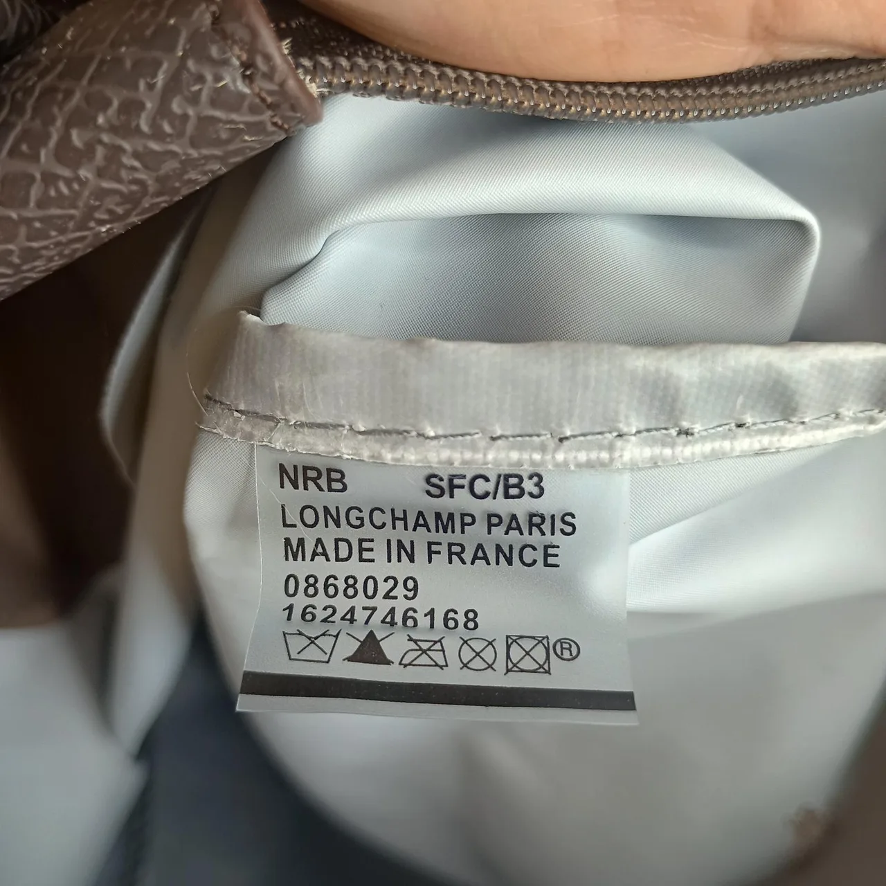 LONGCHAMP LE PLIAGE CLUB NYLON BACKPACK — photo 10