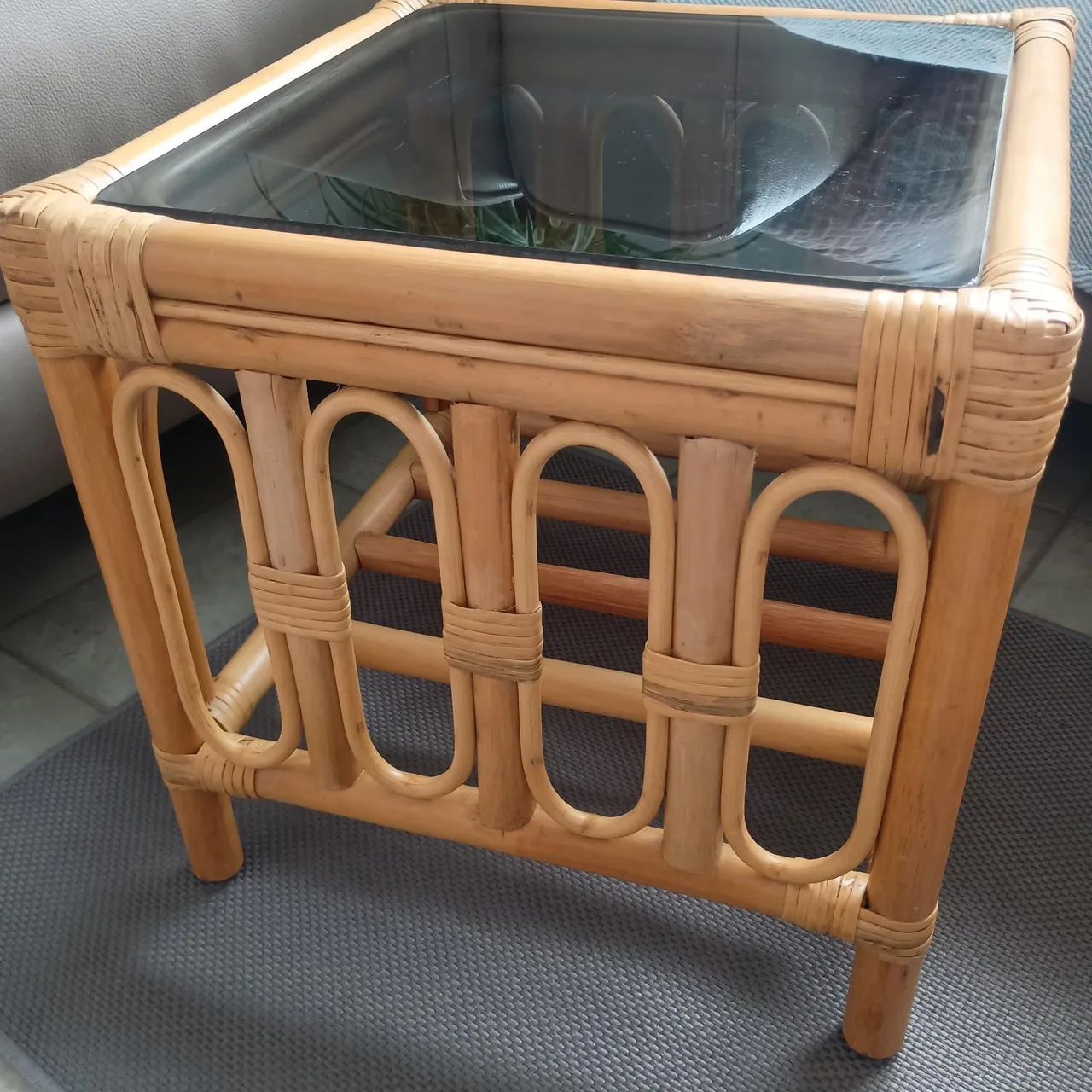 Vintage Rattan & Bamboo Tinted Glass-Top Side Table / End Table – photo 5