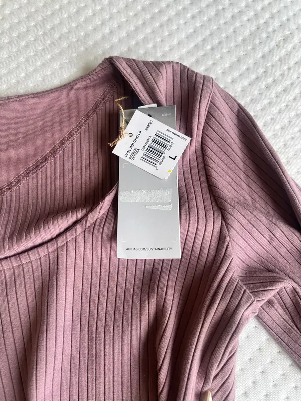 Adidas long sleeve ribbed crop tee