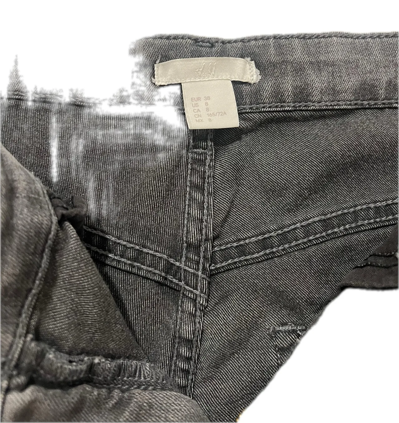 H&M denim shorts — photo 2