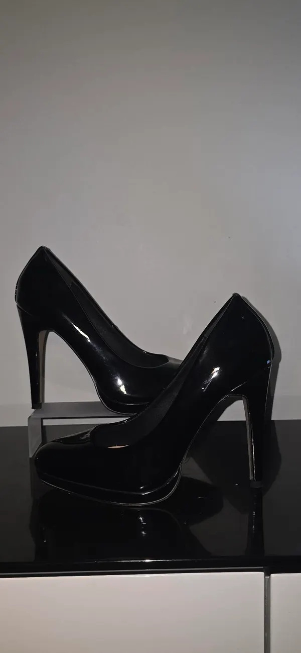 Black Patent High Heel Pumps Elegant Classic Court Shoes