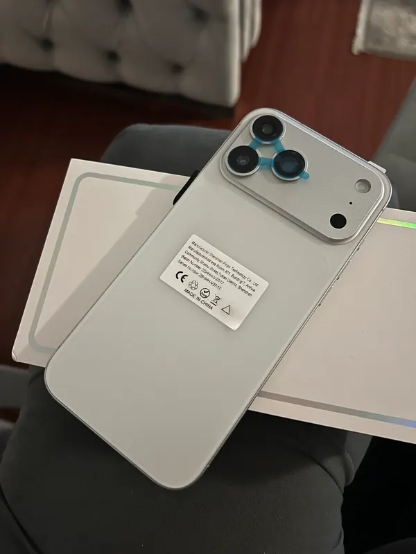 Andriod mobile phone (NEW)