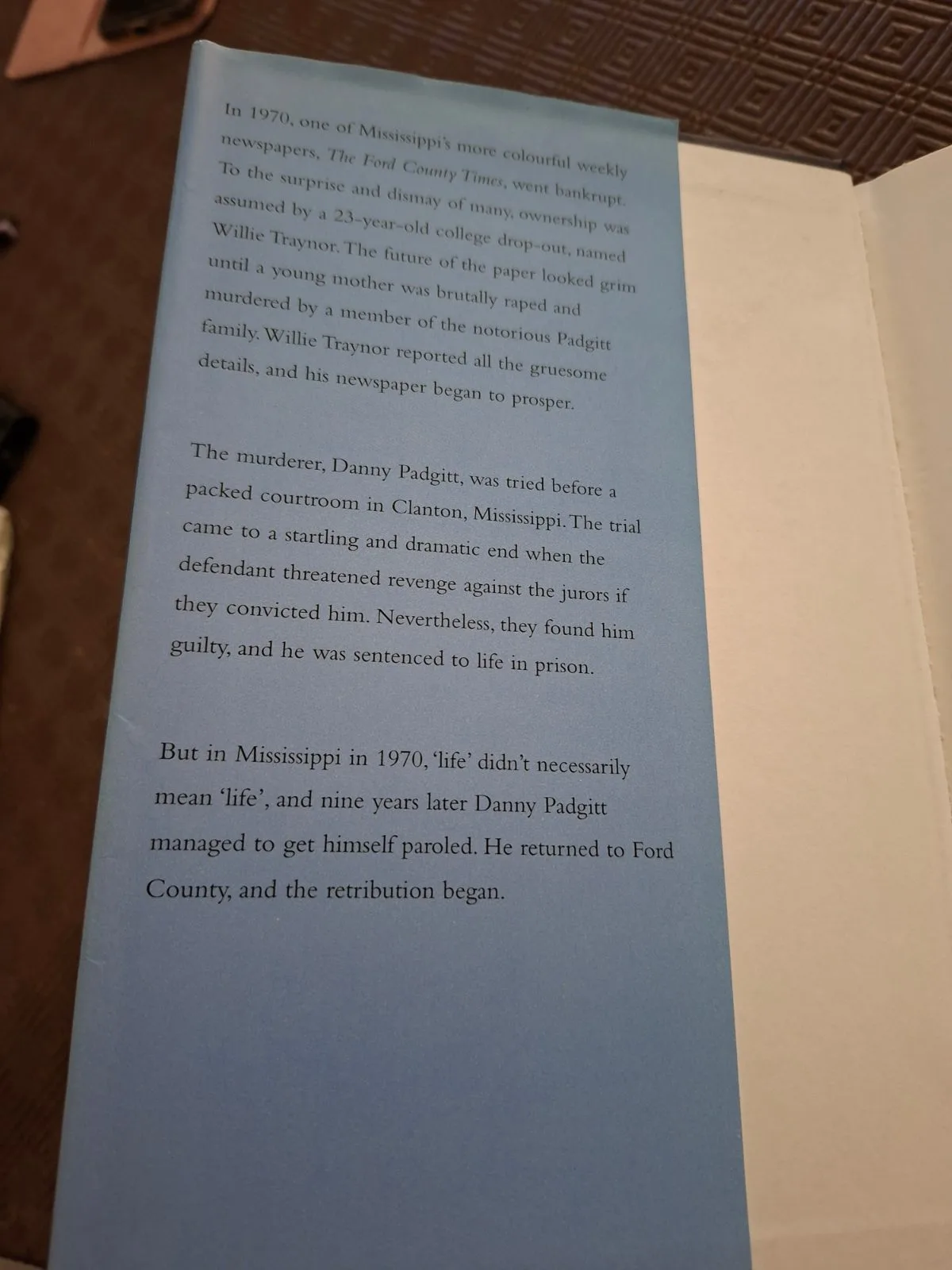 The Last Juror by John Grisham, Hardcover – photo 3