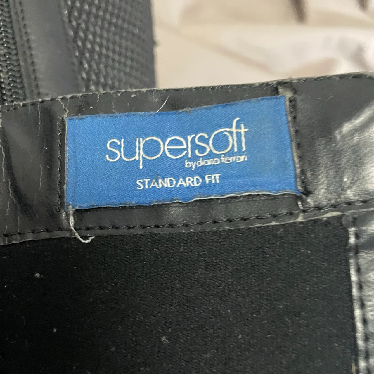 Supersoft knee high black boots — photo 2