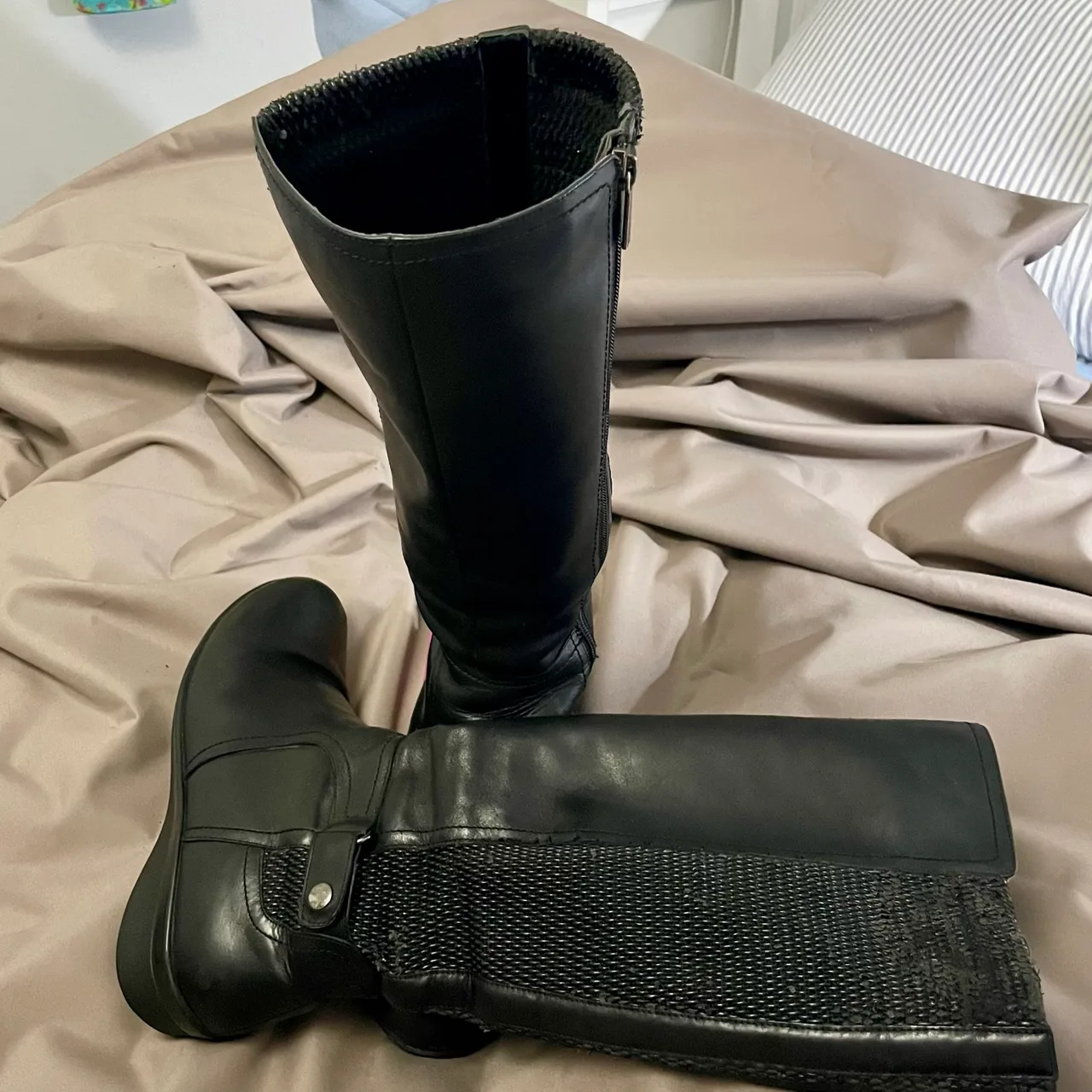 Supersoft knee high black boots — photo 5