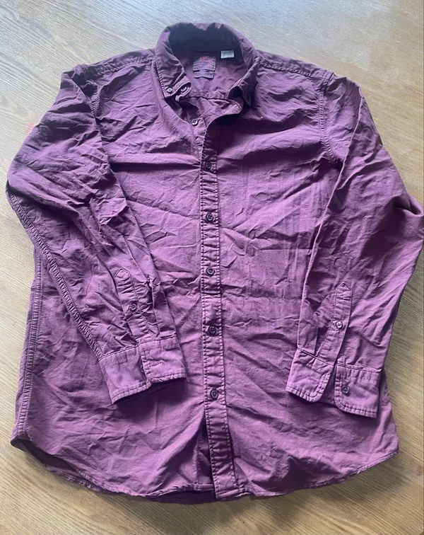 Levi’s Maroon Long Sleeve Shirt