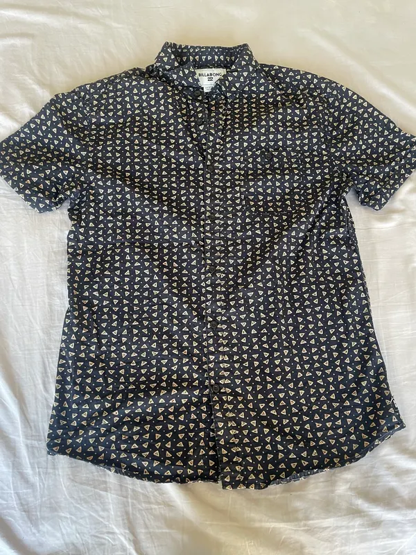 Billabong Men’s Short Sleeve Shirt
