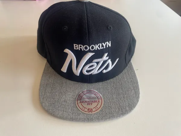 Mitchell & Ness Brooklyn Nets SnapBack Cap