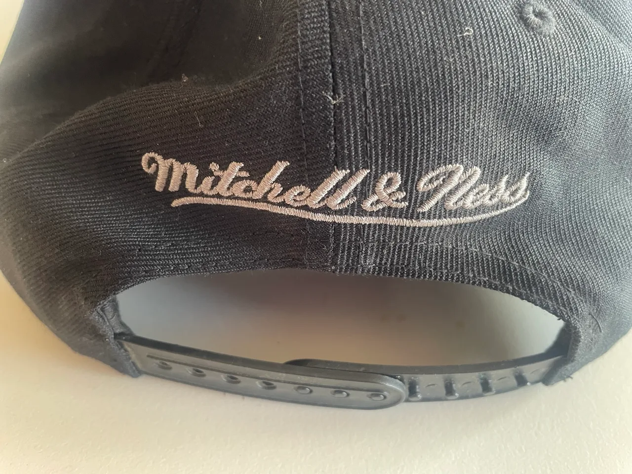 Mitchell & Ness Brooklyn Nets SnapBack Cap — photo 4