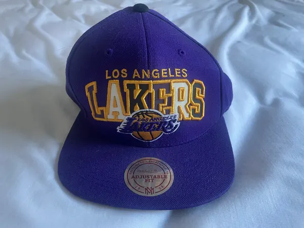 L.A. Lakers SnapBack cap, Mitchell & Ness, new with tags