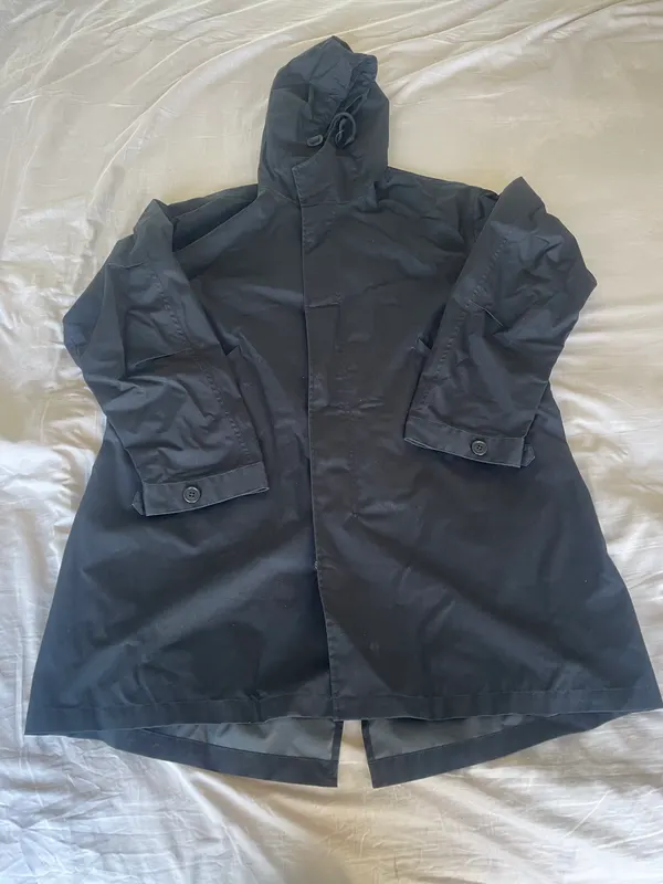 Uni Qlo Waterproof Men’s Trench Coat Long Size L