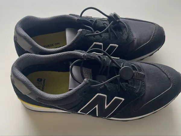 New Balance FIGS 327, US 8