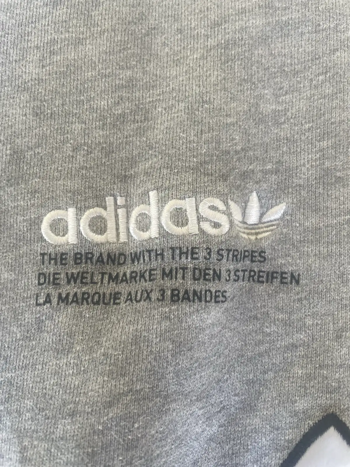 Adidas Tricol Sweatpants size 2XL – photo 5