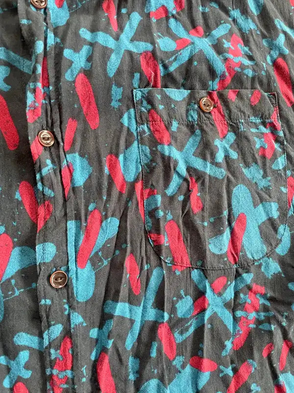 Quiksilver men’s short sleeve shirt, size XXL