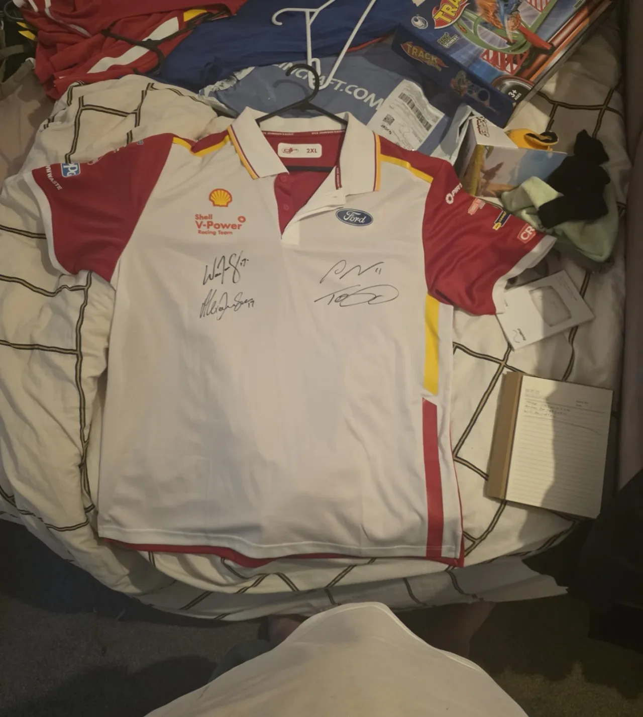 2 V8 Supercars Tshirts — photo 3