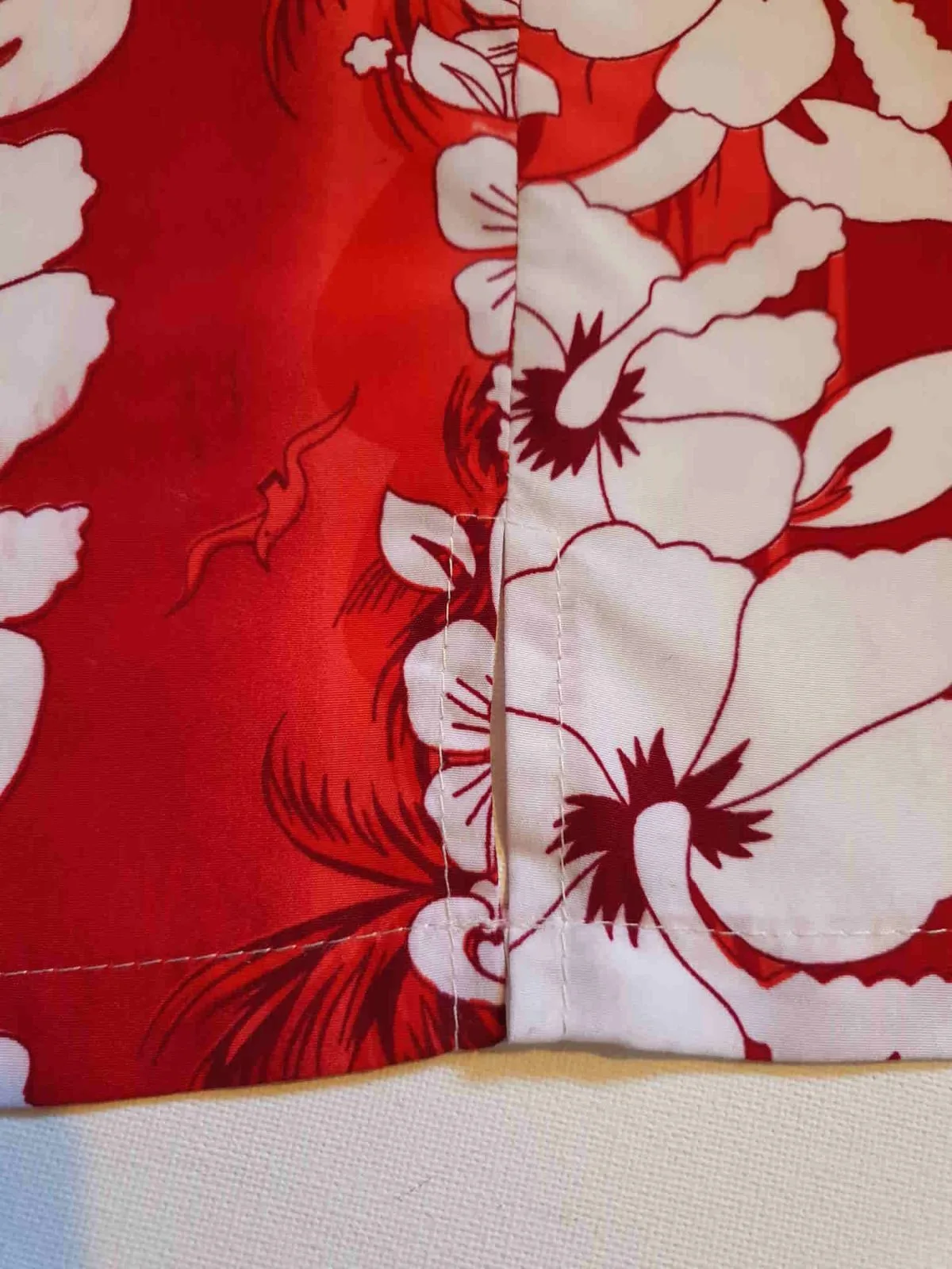 Vintage Red Hawaiian Shirt With Hibiscus Flowers - XL — photo 10