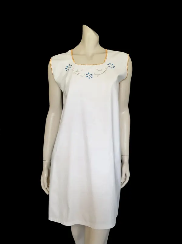 Vintage Embroidered Linen Chemise, Shift - M