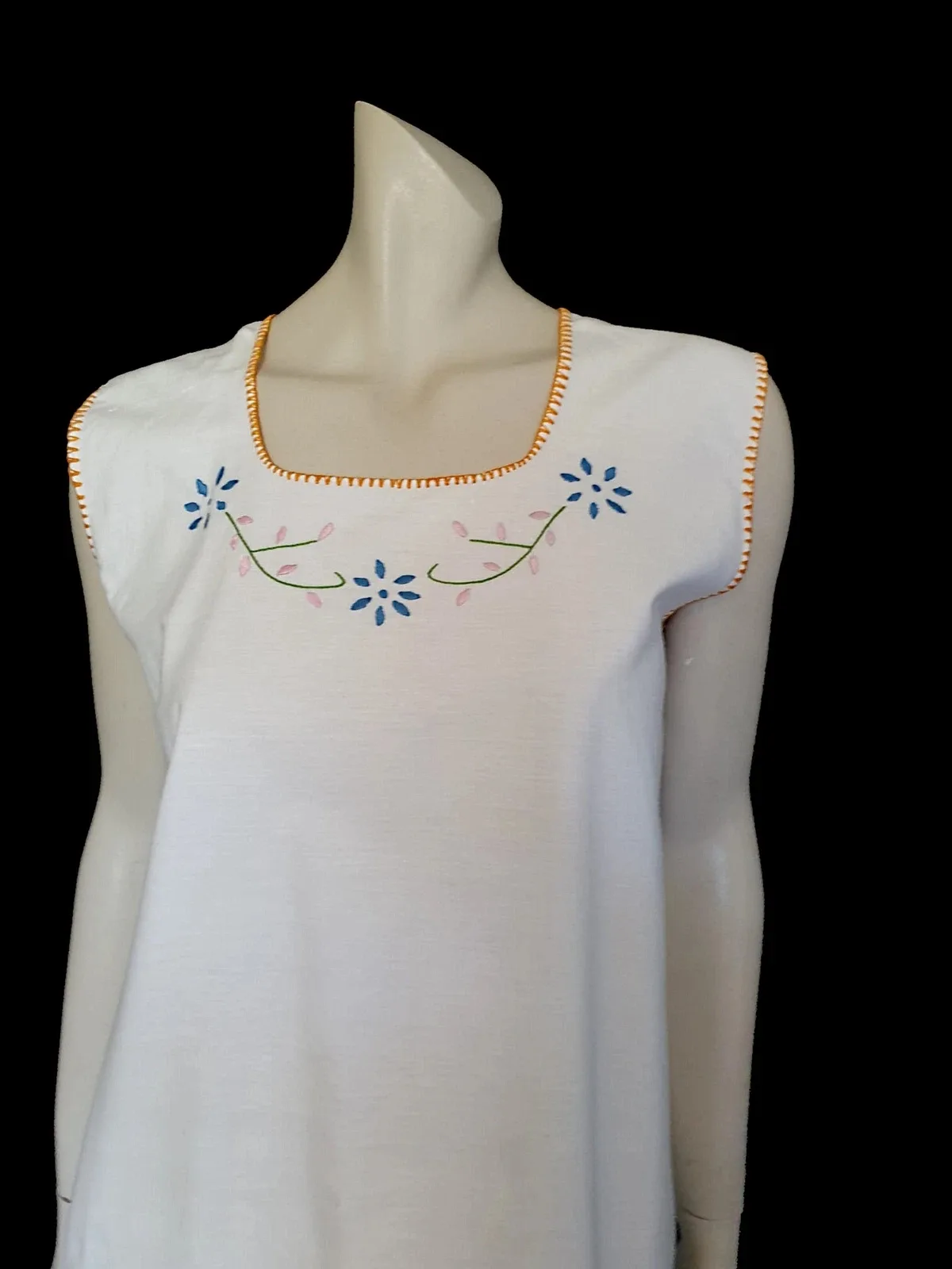 Vintage Embroidered Linen Chemise, Shift - M — photo 2