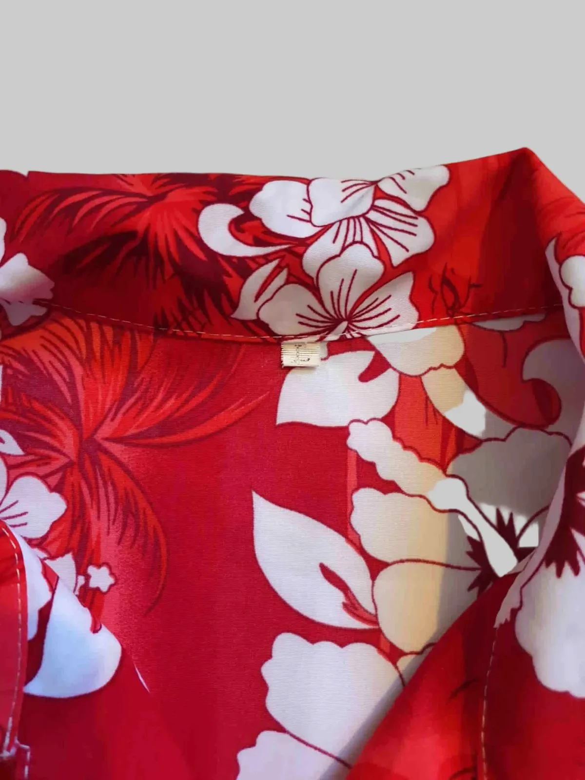 Vintage Red Hawaiian Shirt With Hibiscus Flowers - XL — photo 6