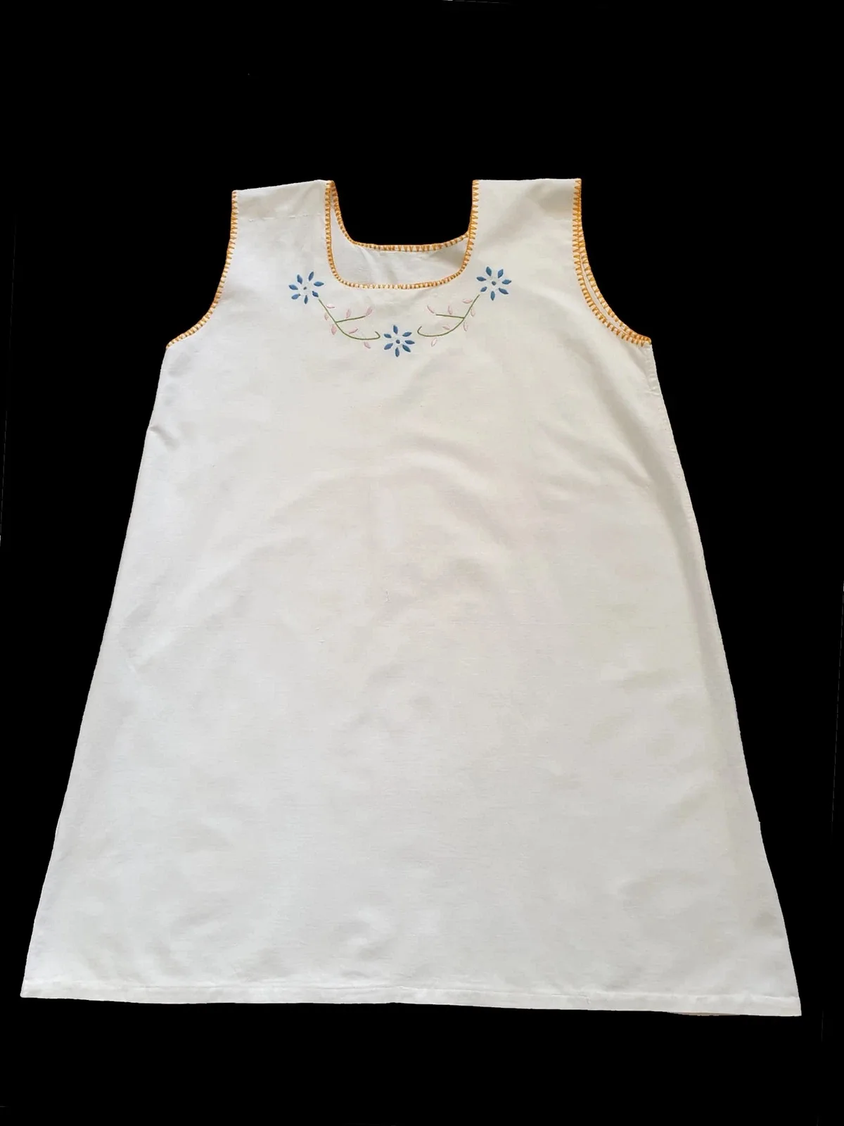 Vintage Embroidered Linen Chemise, Shift - M — photo 4