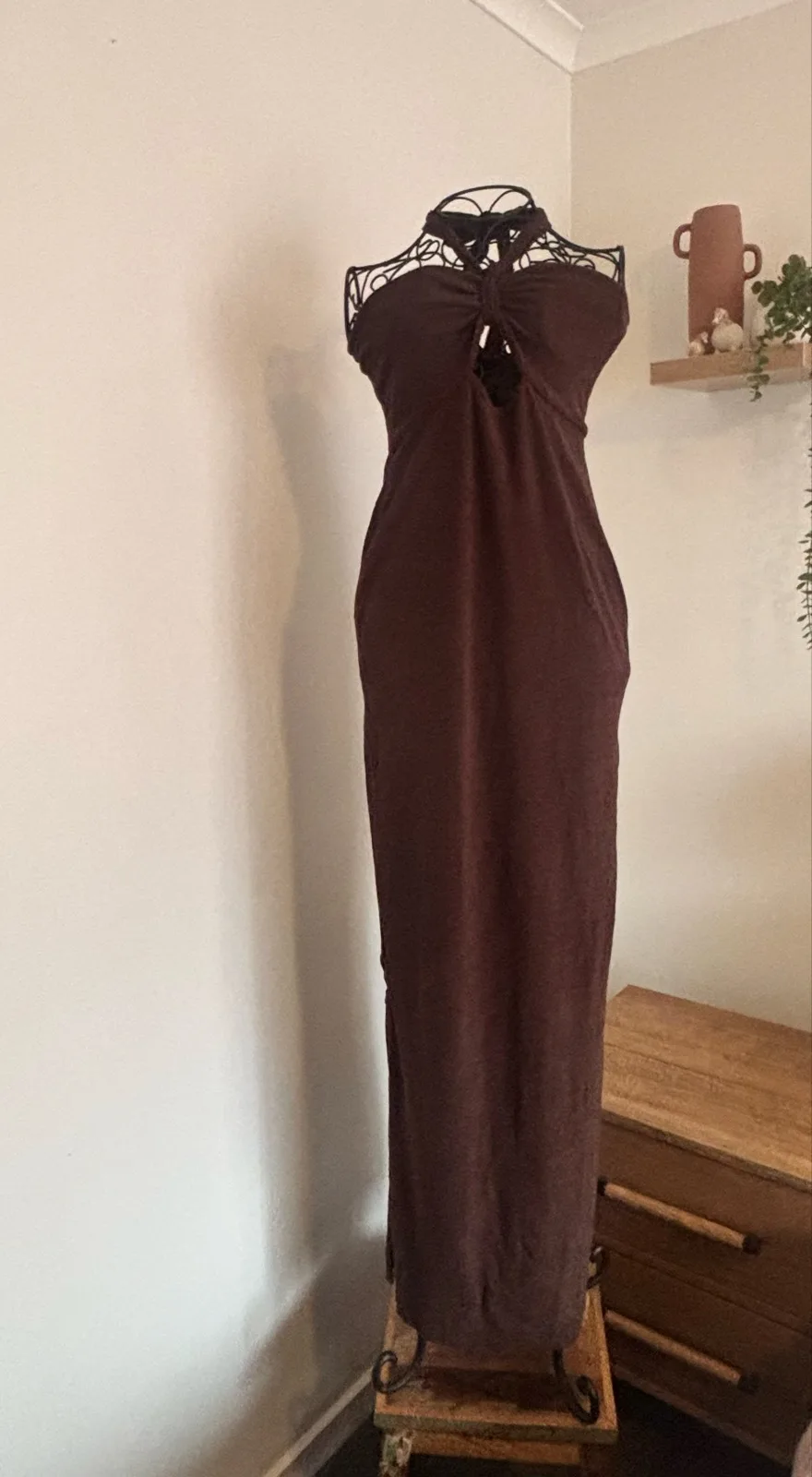 PrettyLittleThing Chocolate Brown Terry Towelling Halter Maxi Dress – photo 2