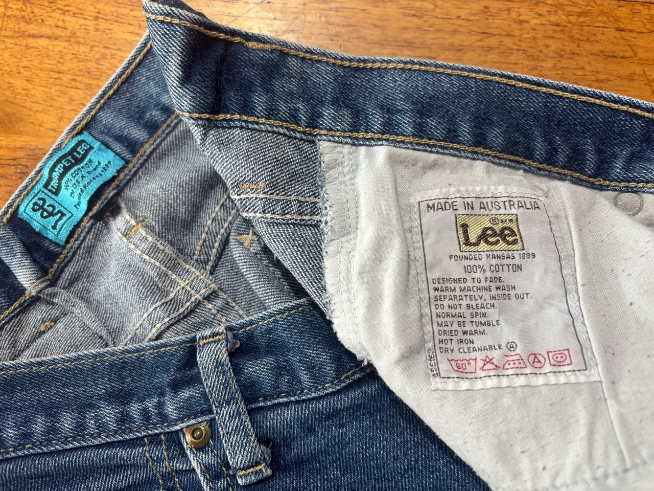 Rare Vintage 1980s Lee "Trumpet Leg" Jeans – photo 6