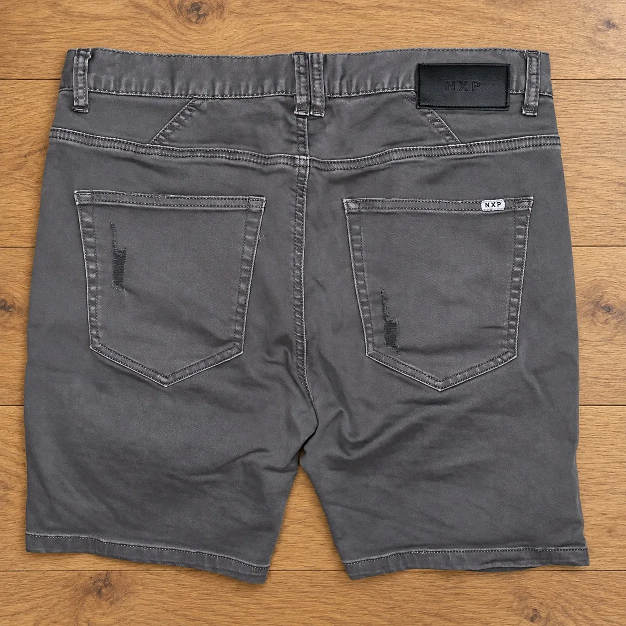 NXP Nena and Pasadena Grey Denim Biker Shorts Mens Size 32 – photo 7