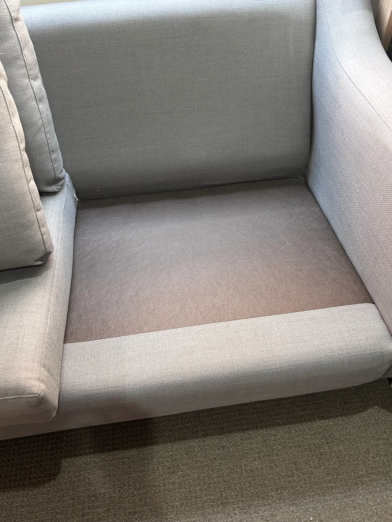 GREY 2.5 SEATER SOFA — photo 2