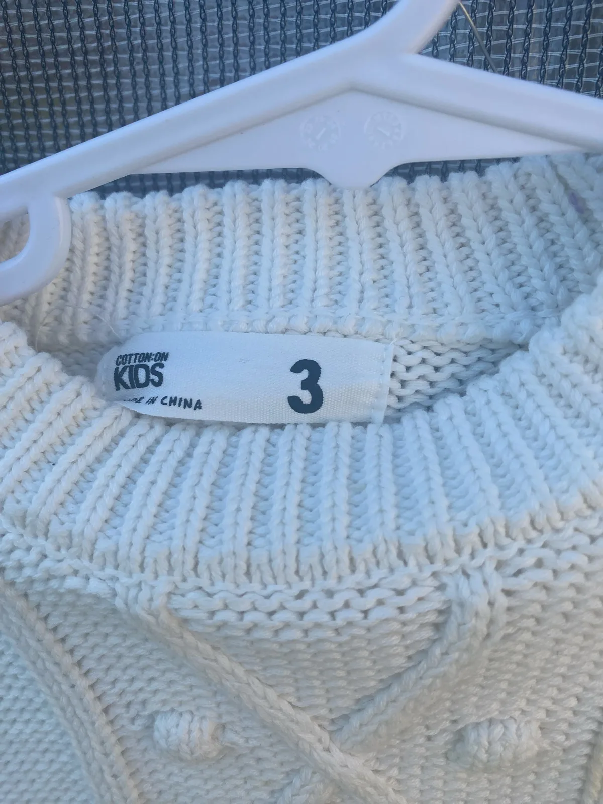 Cotton on kids baby knit cotton cable pullover crew neck jumper white.Size 2-3 – photo 3