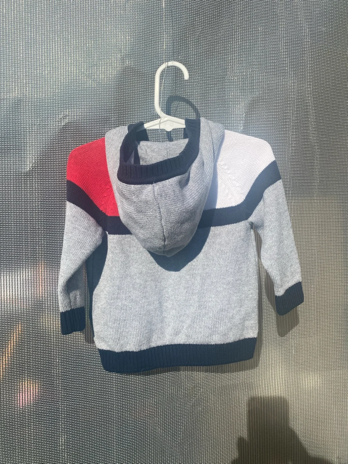 Tommy Hilfiger boy zip jacket with hoodie size 18 months — photo 5