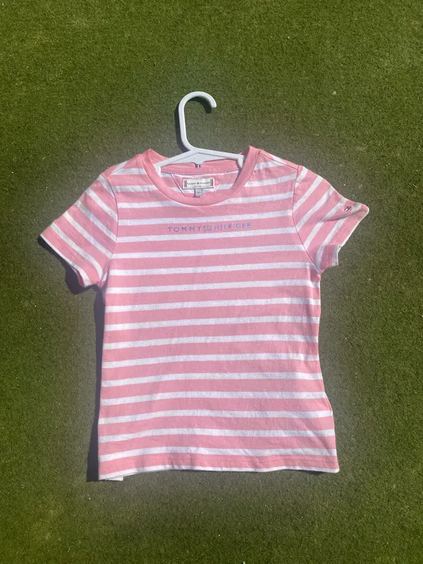 Tommy Hilfiger pink&white striped shorts sleeve crew neck t-shirt 2-3 years
