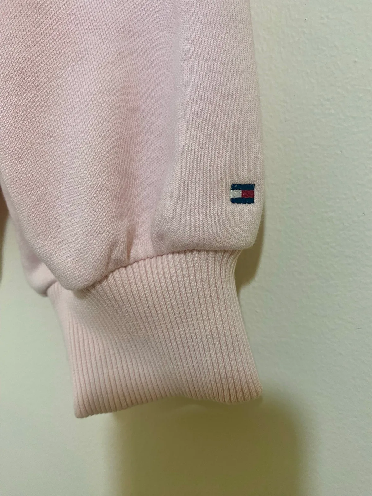 Tommy Hilfiger girl top size 7 — photo 4
