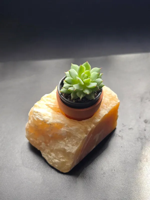 Crystal Rock planter