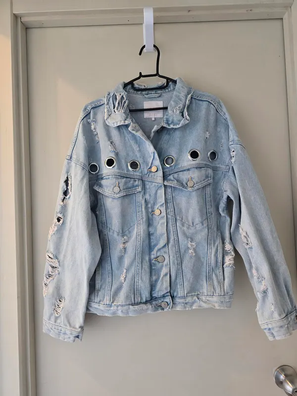 Zara denim jacket Medium
