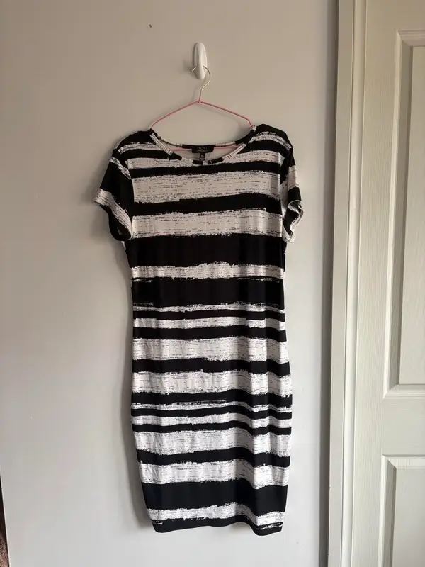 ICE Fashion Black & White Stripe Short Sleeve Round Neck Shift Dress XXL