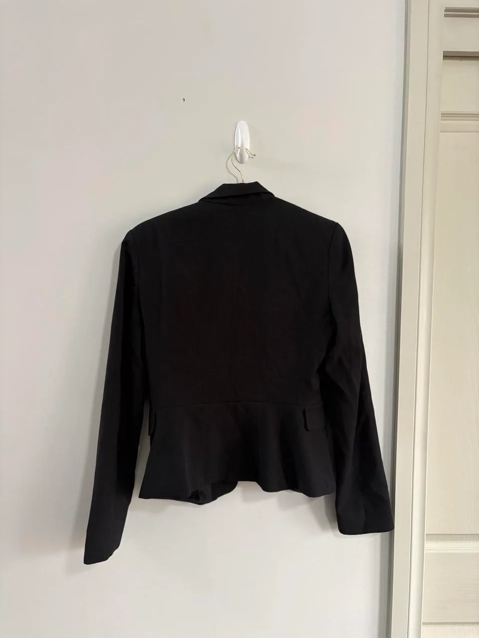 Jacqui-E Women’s Black Herringbone Lined Single Button Blazer Jacket Size 8 – photo 2