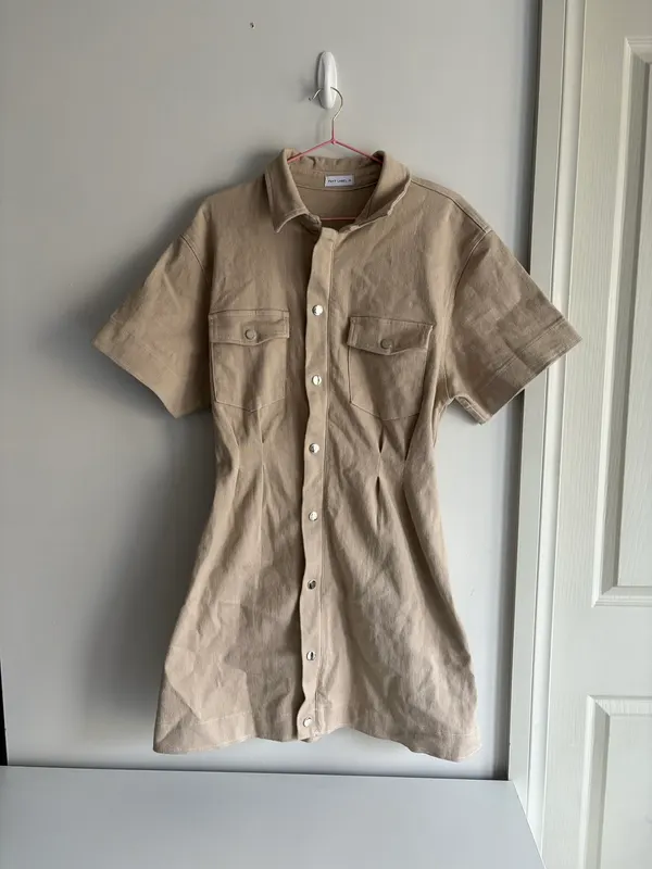 FAYT the Label Beige Collared Short Sleeve Dress  Pockets Elastic Waist Size  12