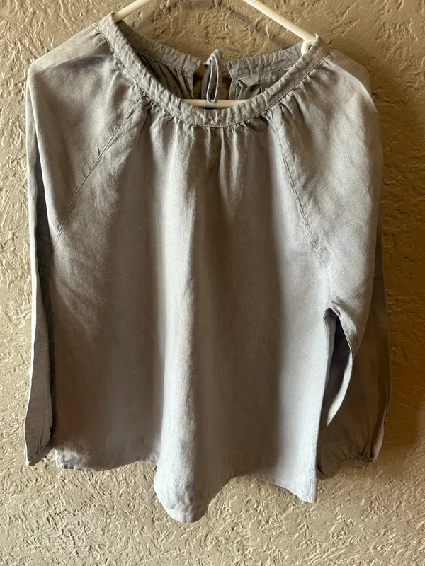 Yarra trail grey linen  long sleeve blouse