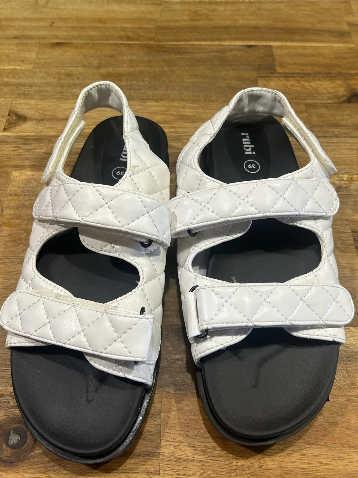 Women’s white rubi sandals – photo 4