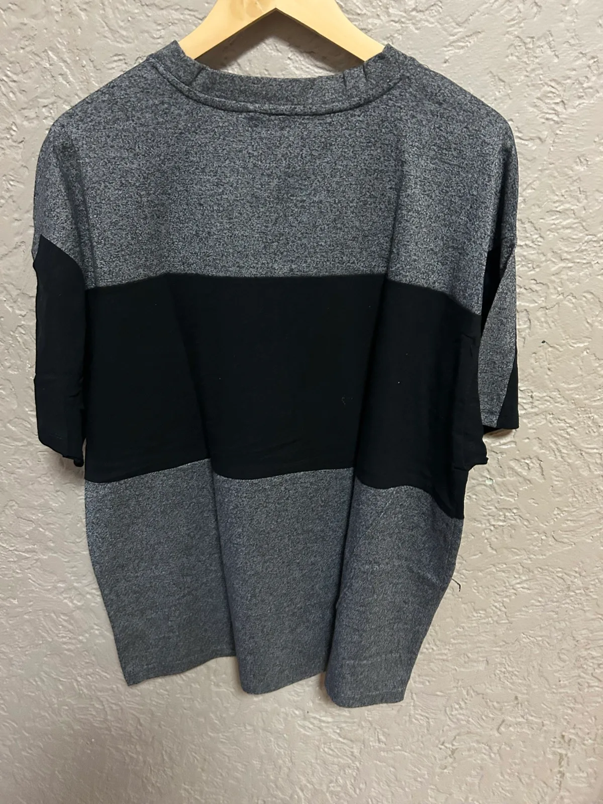 Men’s Everlast black/grey color block tee — photo 2