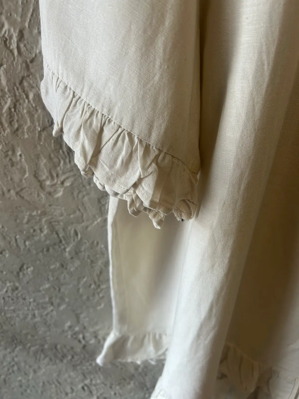 Orientique cream ruffled blouse – photo 3