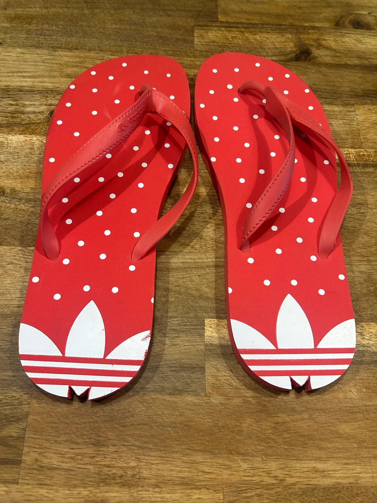Women’s red adidas thongs – photo 2