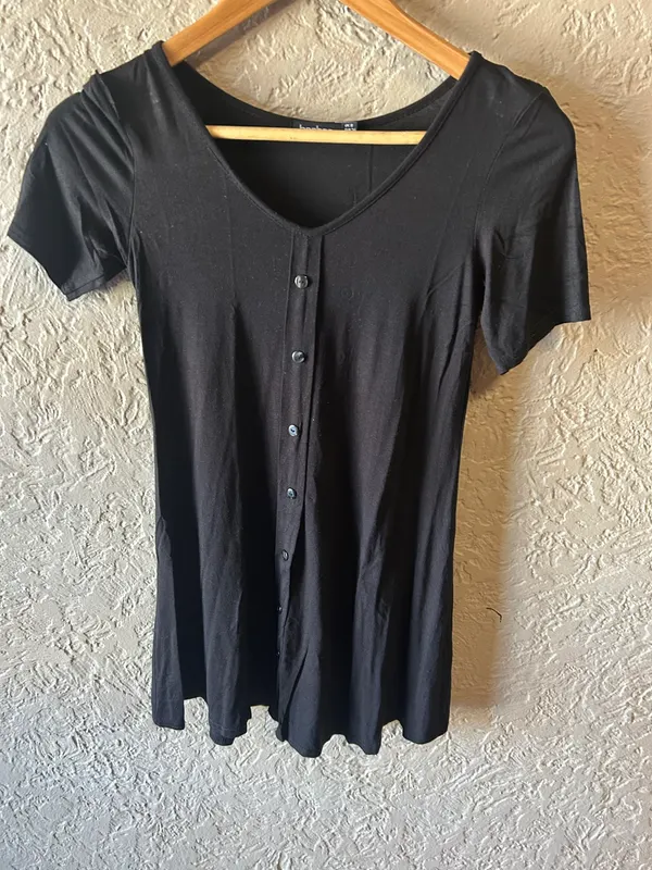 Boohoo black short sleeve dress