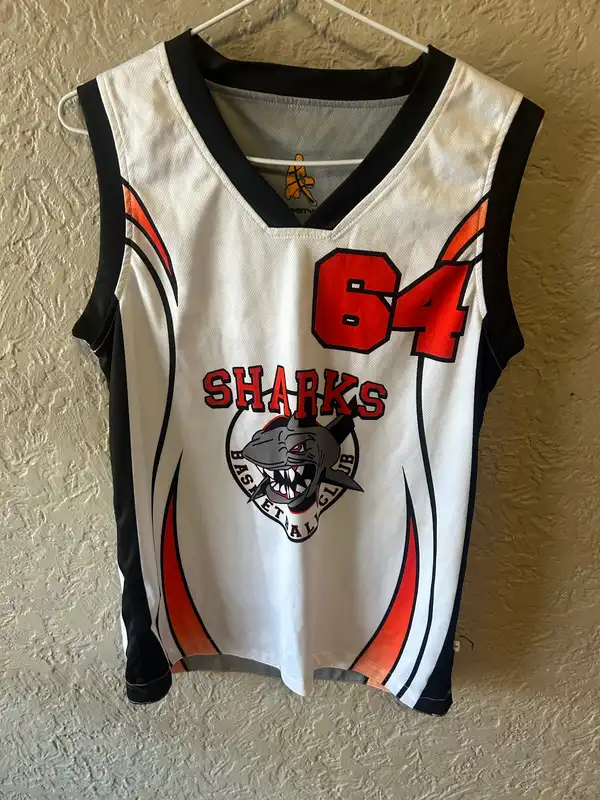 Men’s slamstyle basketball jersey